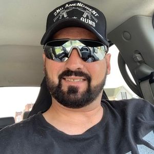 Meet your Posher, Jon